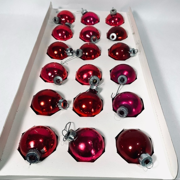 Vintage Christmas glass ball ornaments Shiny Brite - Picture 1 of 8